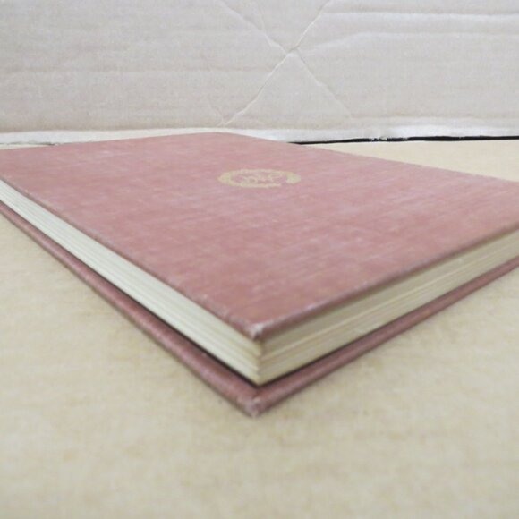 Noah's Ark, New England Yankees & The Endless Quest 1947 HC Webster's Dictionary - Picture 6 of 13